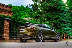 Lamborghini Urus Wide Body by Premier Edition on Premier Edition Wheels (CSD-F) 2020 года 